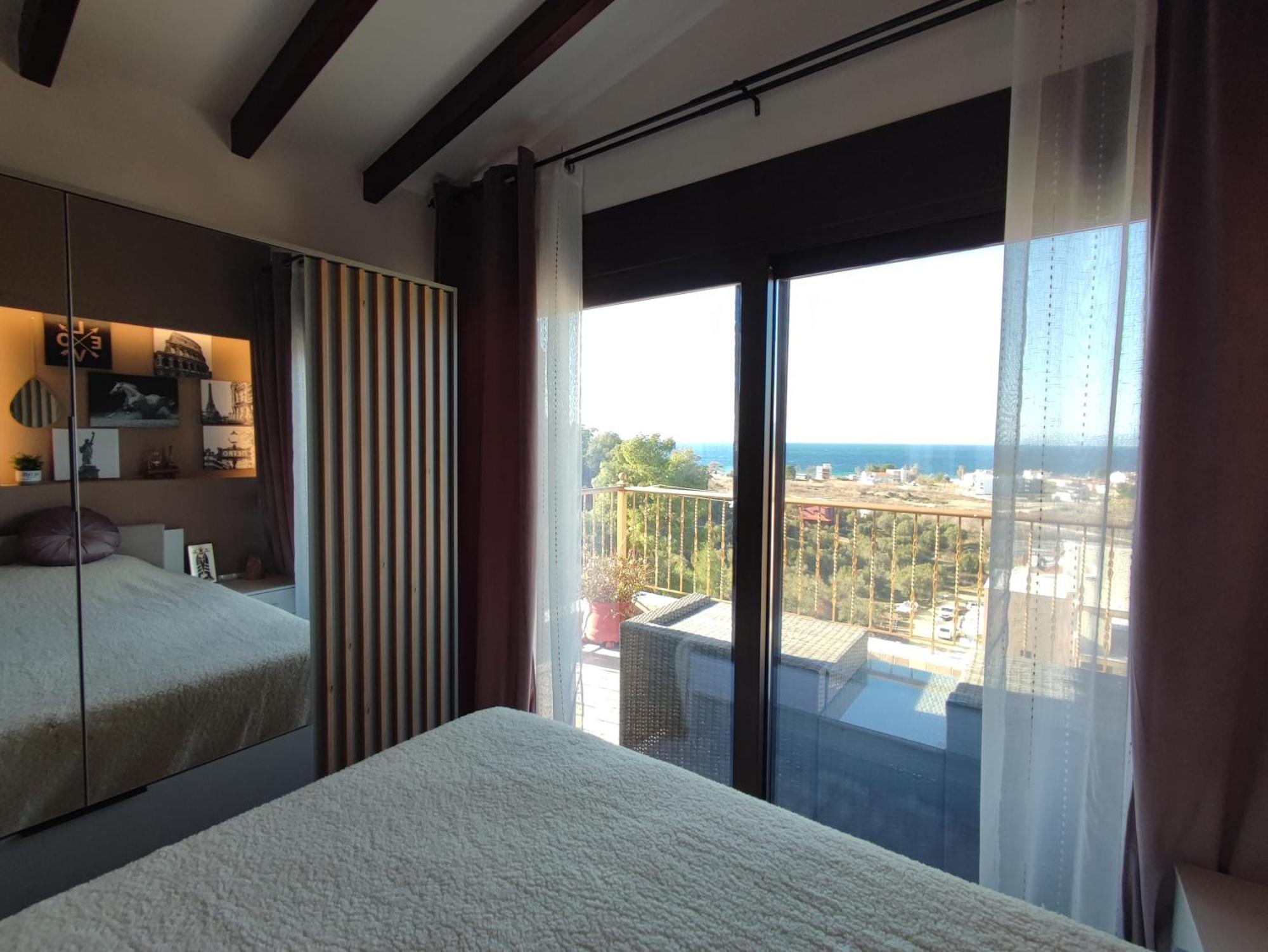 Theasis Luxury Panoramic Penthouse Apartment เนโอสมาร์มาราส ภายนอก รูปภาพ