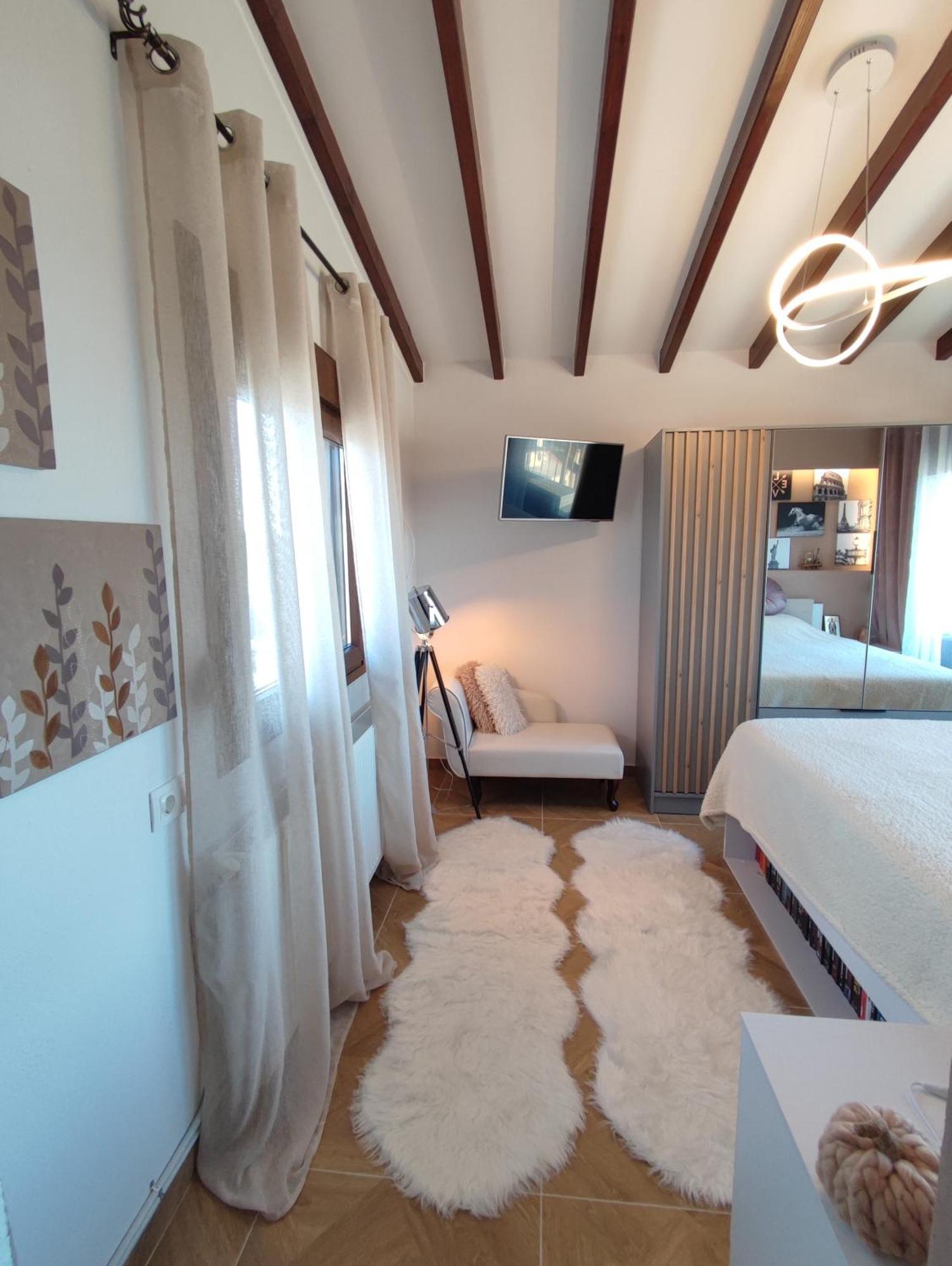 Theasis Luxury Panoramic Penthouse Apartment เนโอสมาร์มาราส ภายนอก รูปภาพ