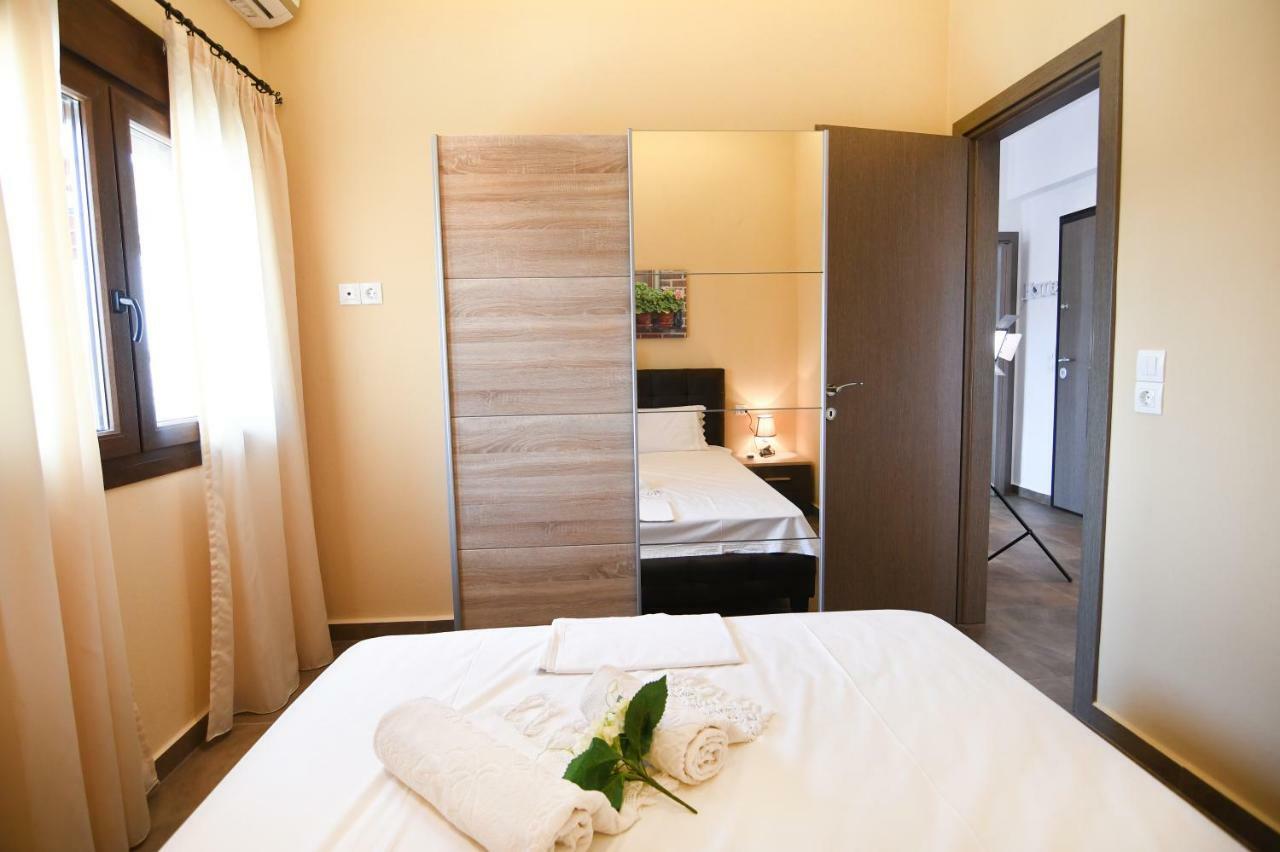 Theasis Luxury Panoramic Penthouse Apartment เนโอสมาร์มาราส ภายนอก รูปภาพ